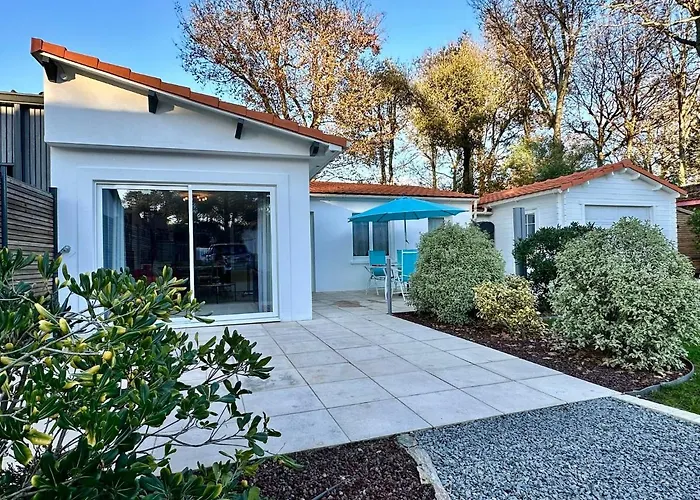 Joannie By Interhome Casa vacanze